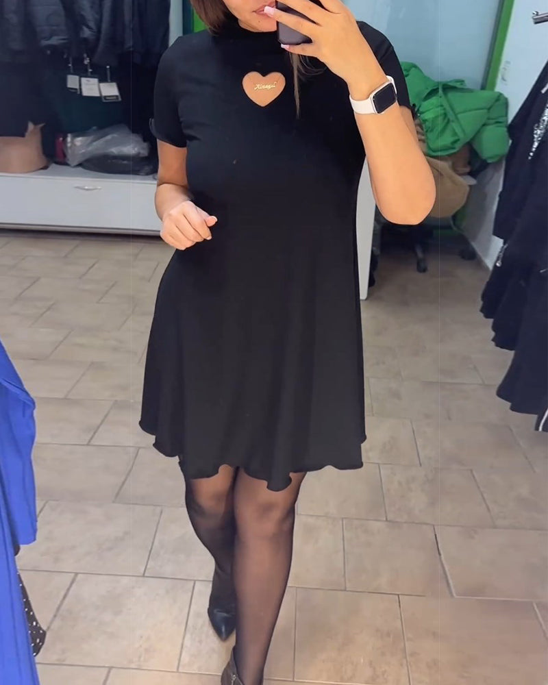 Hjärta ihålig enfärgad kortärmad klänning