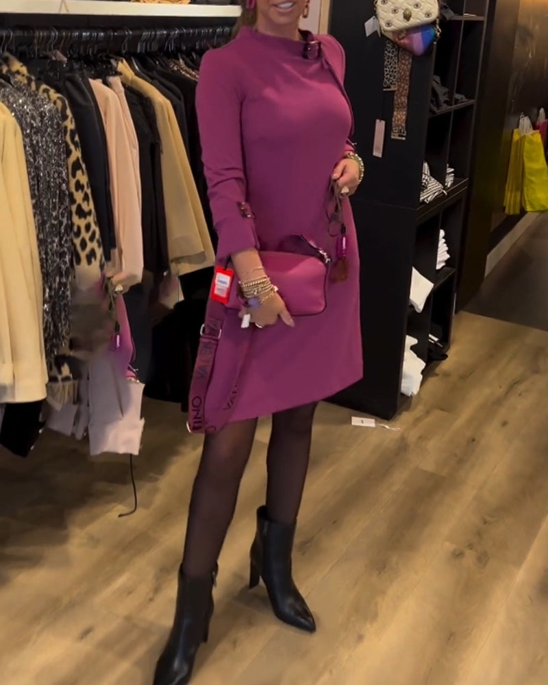 Elegant klänning med rund hals