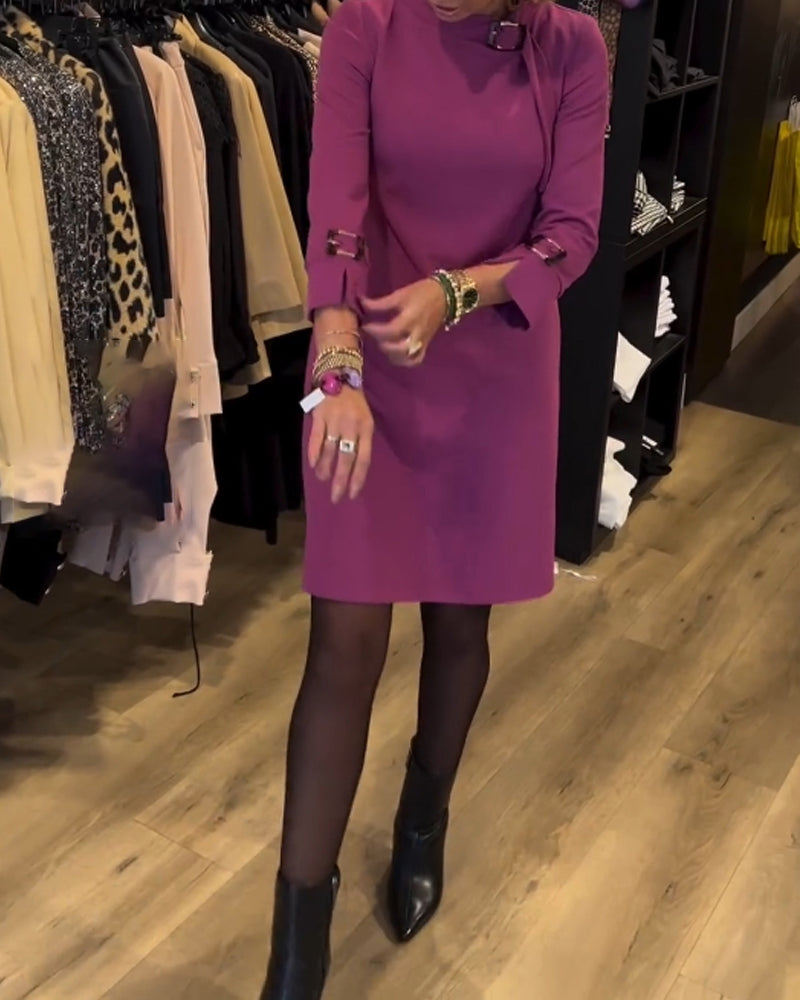 Elegant klänning med rund hals