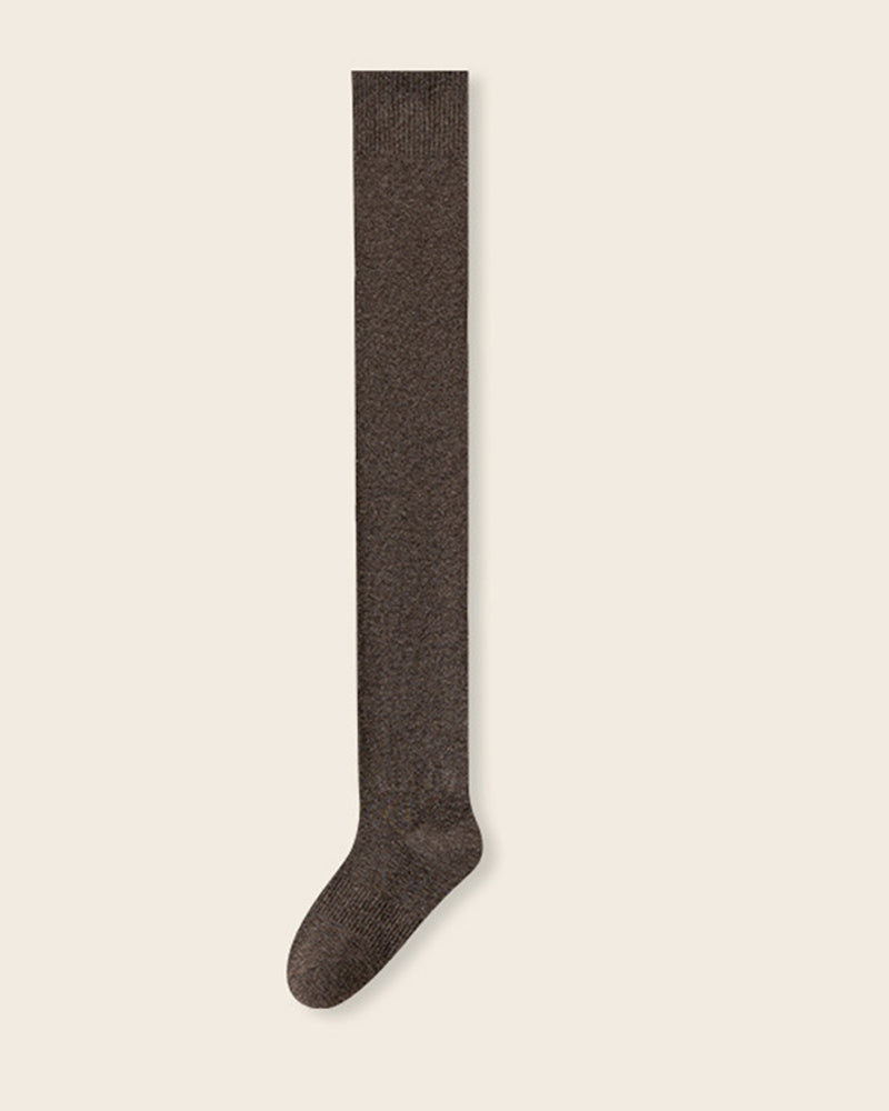 Förtjockade höga strumpor