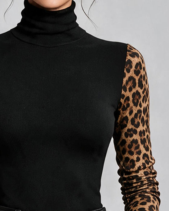 Topp Leopardmönster Skarvad Hög Hals Slimfit