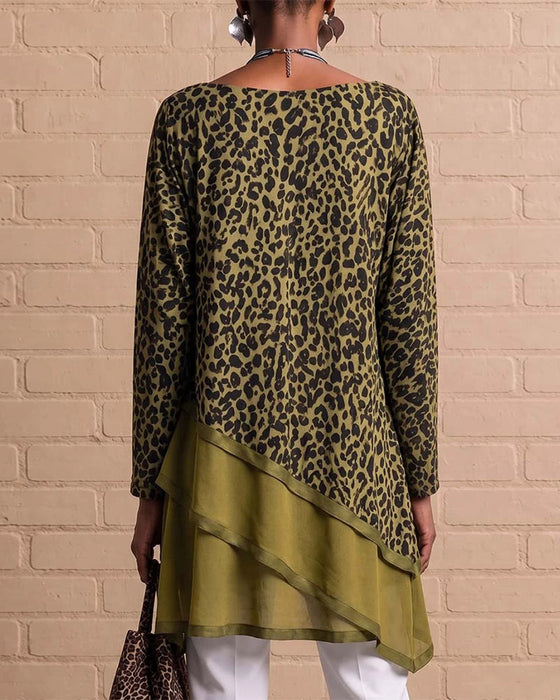 Leopardmönstrad Topp Med Asymmetrisk Fåll
