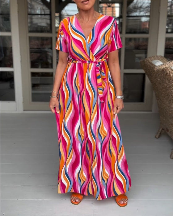 Färgglad tryckt kortärmad lång klänning med spets