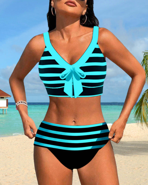 Bikinis med hög midja i randtryck