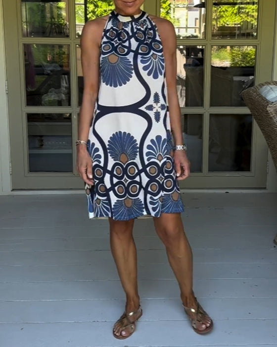 Halterringad klänning med vintagetryck