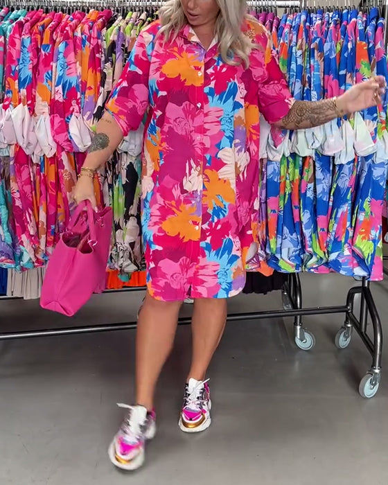 Färgglad blommig midiklänning i lapel