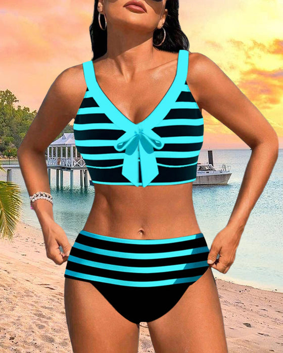 Bikinis med hög midja i randtryck
