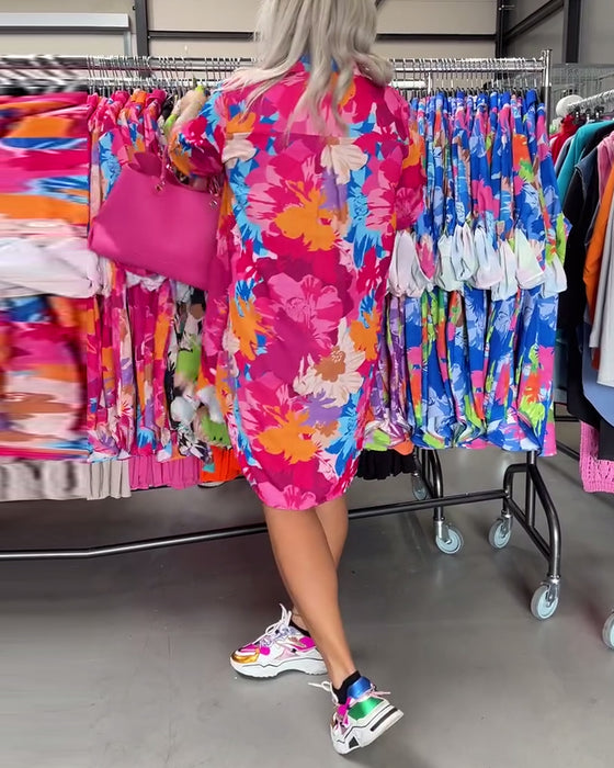 Färgglad blommig midiklänning i lapel