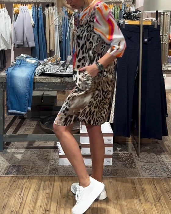 Klänning i vardagsfärg för kvinnor