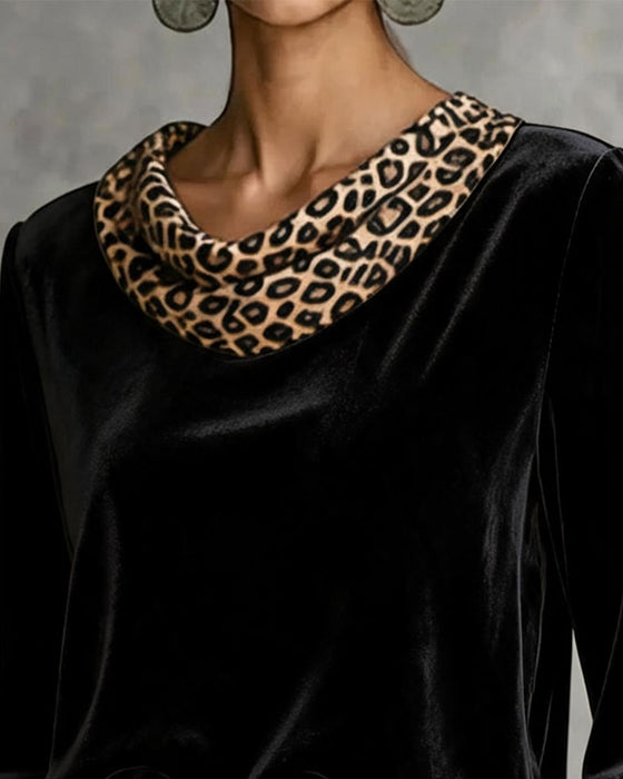 Topp Leopardkant Mockneck Sammet