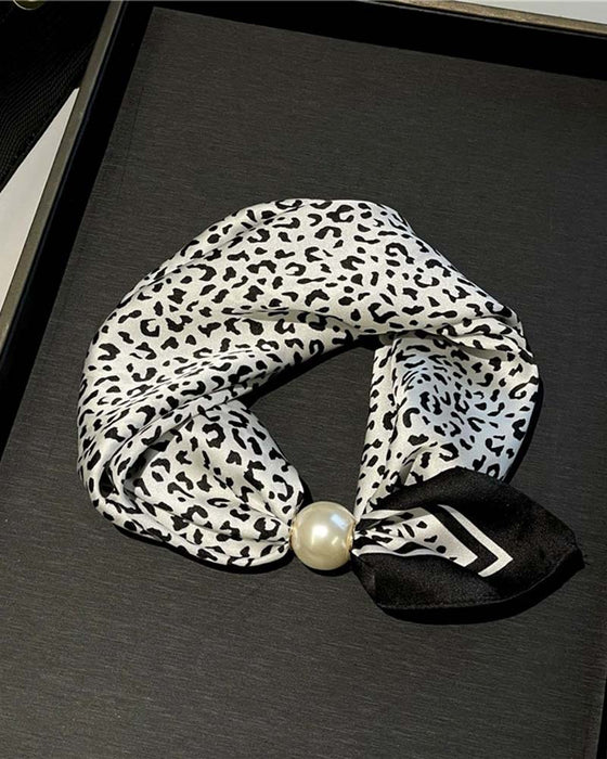 Lättillgänglig Glamour: Pärlhalsbandscarf 🧣