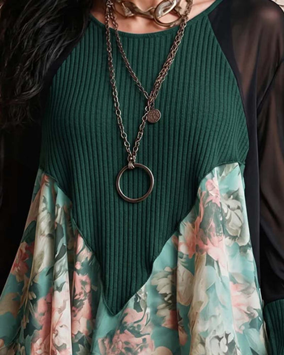 Blus Patchwork Blommig Oregelbunden