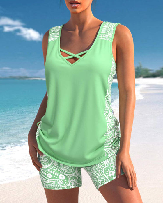 V-ringad Paisley Print Tankinis