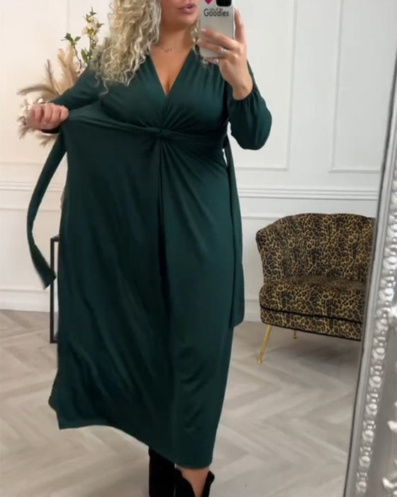 Sexig enfärgad klänning med lång ärm