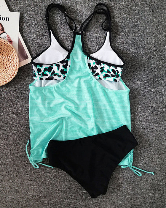 Enfärgad tankini med leopardmönster
