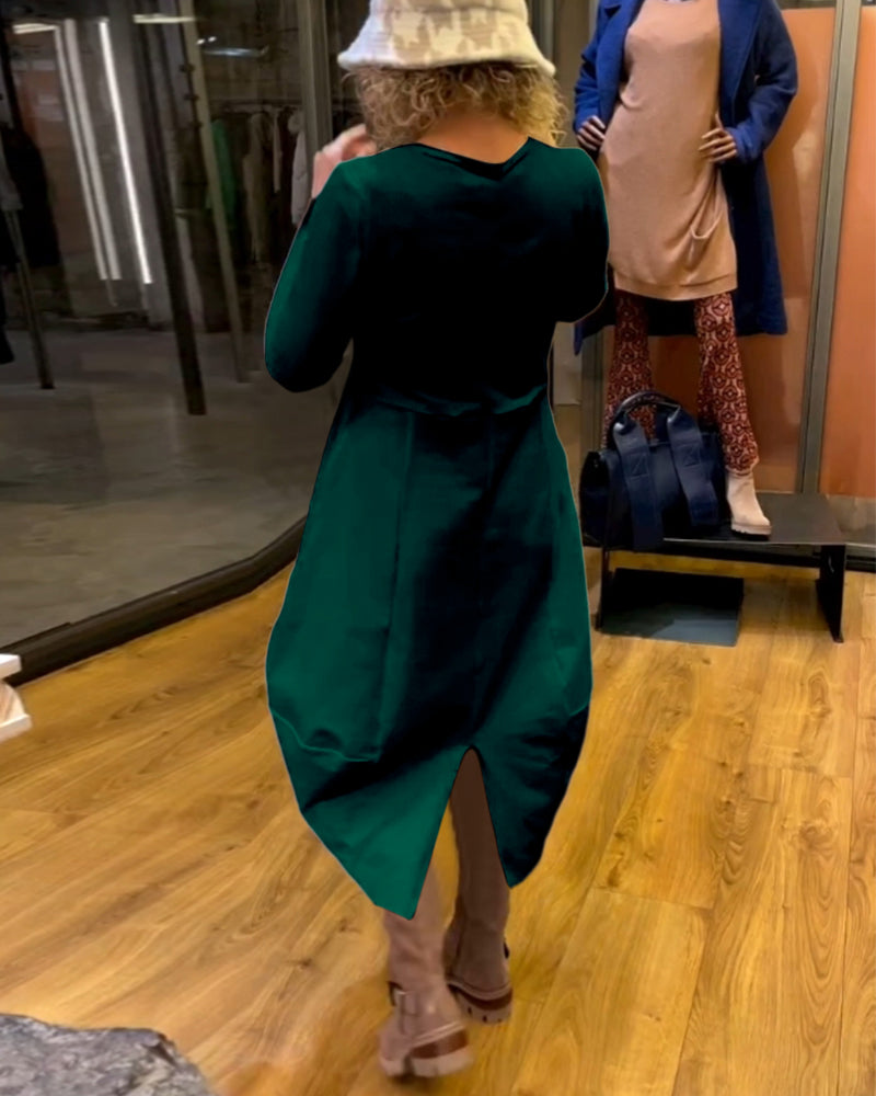 Elegant enfärgad klänning