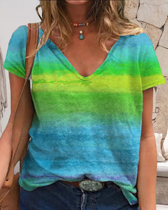 Casual v-ringad t-shirt i regnbågstryck