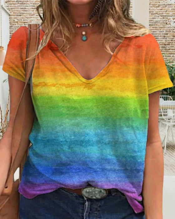 Casual v-ringad t-shirt i regnbågstryck