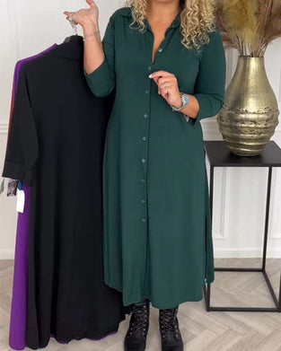 Enfärgad skjortklänning med knappar