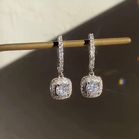 Orhängen med zirconia
