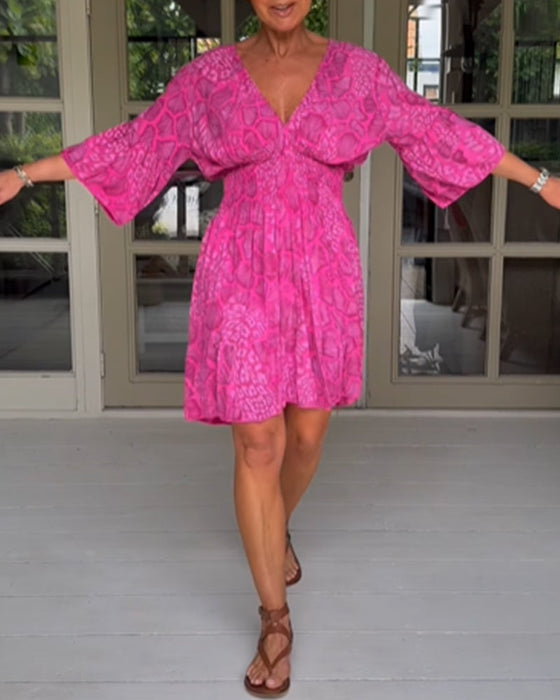 Klänning med 3/4 ärm och tryck