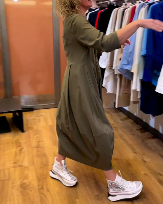 Klänning med rund hals 2/3 ärm