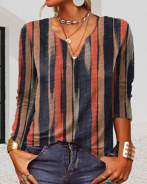 Långärmad topp med V-ringad och tryck