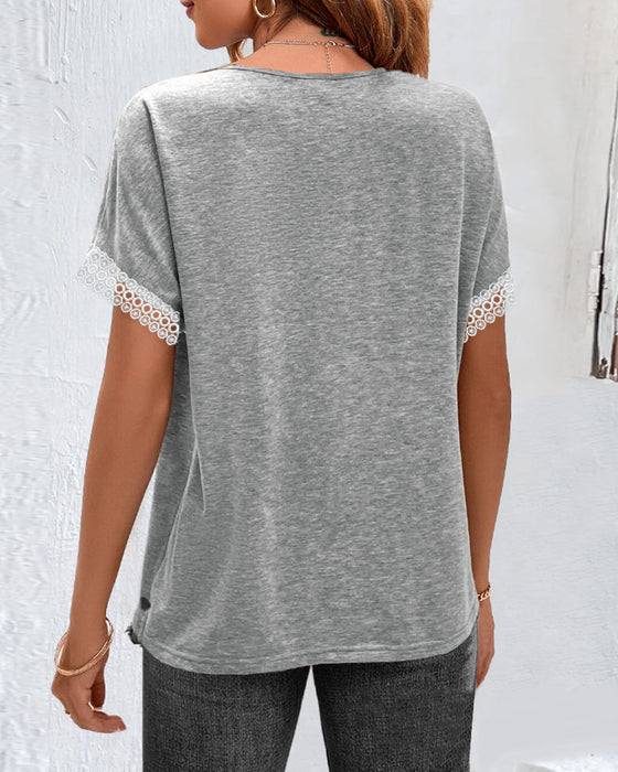 T-shirt i spets med rund hals