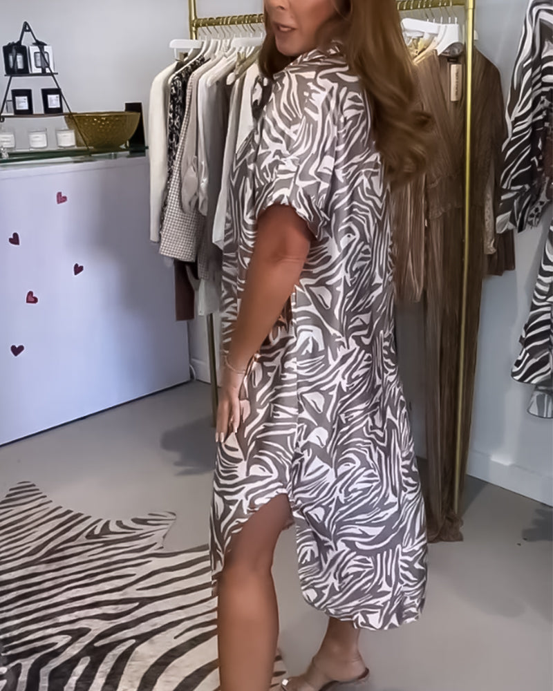 Lapelklänning med modemönstertryck