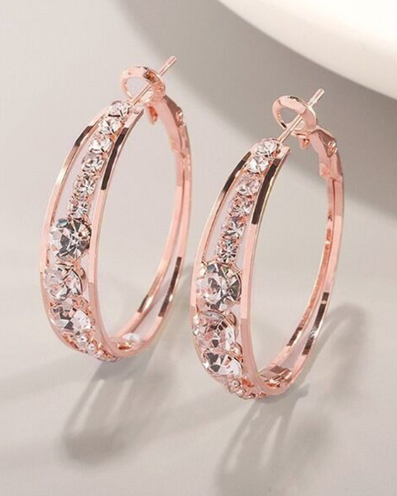 Hoop-örhängen med infattade rhinestones