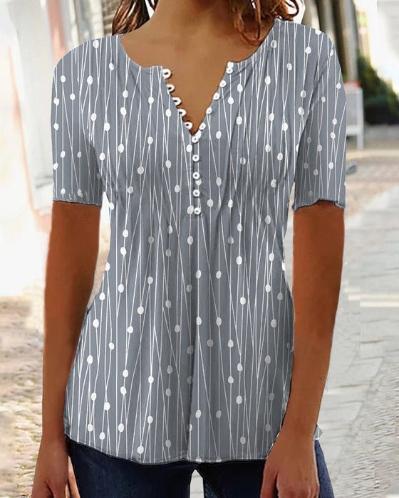 T-shirt med prickiga och V-ringad