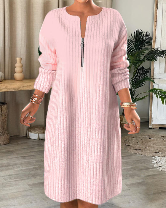 Enfärgad klänning med dragkedja