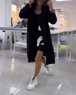 Enfärgad Lång kappa med luvtröja