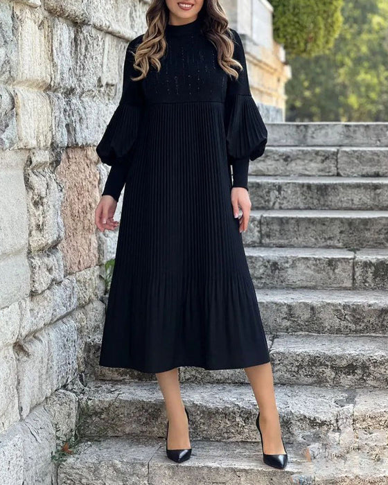 Elegant enfärgad klänning med lykt ärm