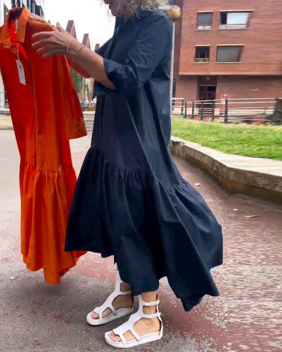 Enfärgad avslappnad långärmad klänning