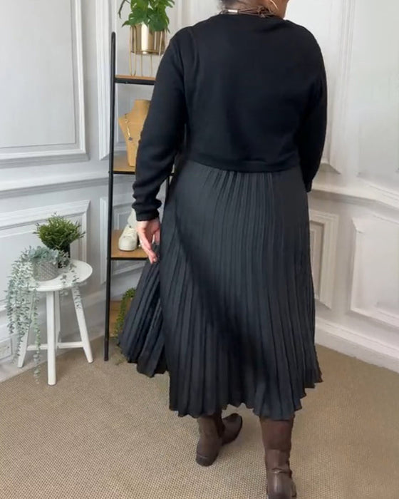 Elegant patchworkklänning med rund halsringning