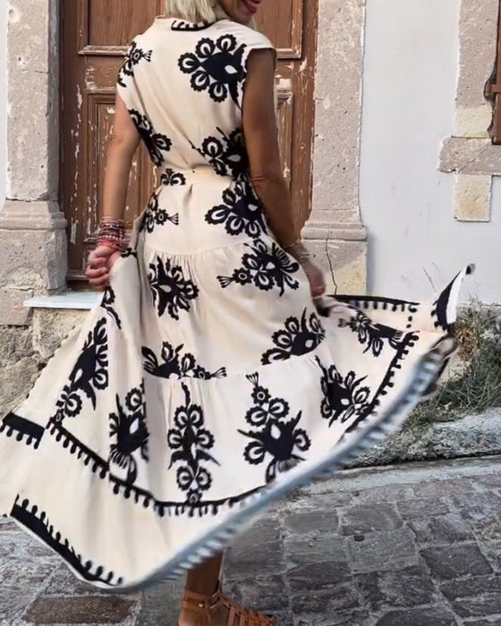 Tryckt elegant svängklänning